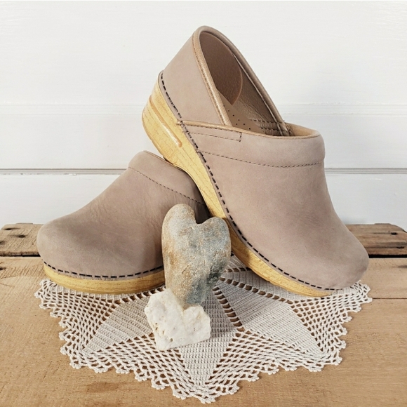 Dansko Shoes - **SOLd*thankYou!🌹Sand Dollar Dansko Pro Honey Clog Soft Taupe Nubuck Suede